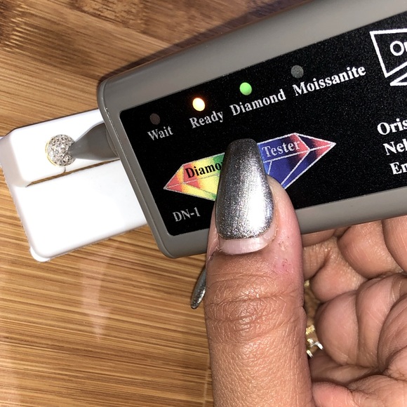 Real diamond earrings Best Gift NOT CZ  huge sale - Picture 3 of 6